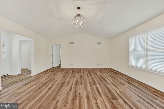 270 OAKNOLL AVE, Felton, DE 19943