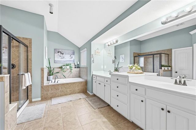 2351 W Concord Drive, Olathe, KS 66061