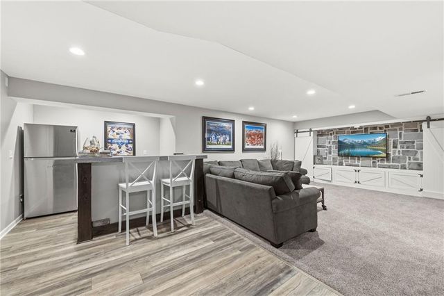 2351 W Concord Drive, Olathe, KS 66061