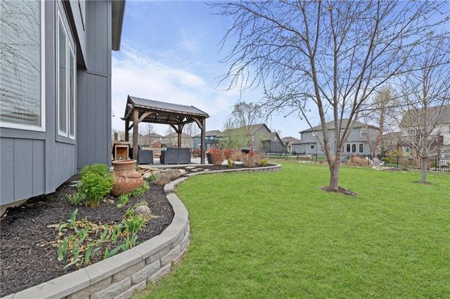 2351 W Concord Drive, Olathe, KS 66061