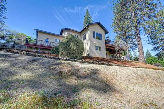 2065 Hotchkiss Ct, Cool, CA 95614
