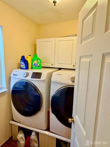 3 Rachel Lane, Monroe, NJ 08831