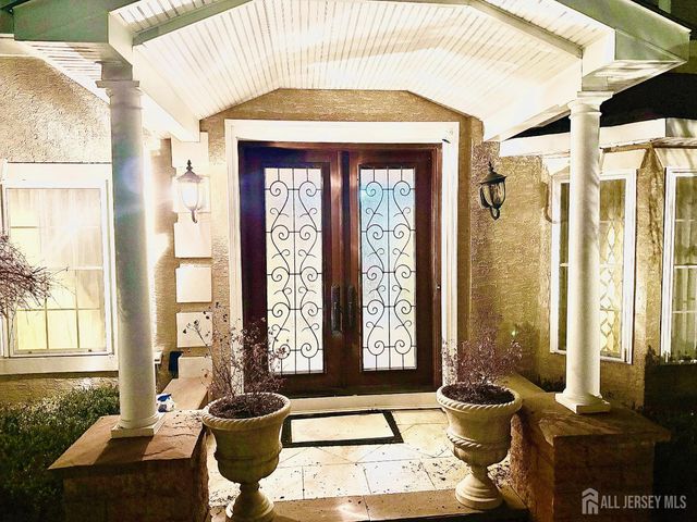 3 Rachel Lane, Monroe, NJ 08831