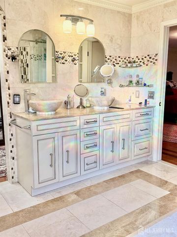 3 Rachel Lane, Monroe, NJ 08831