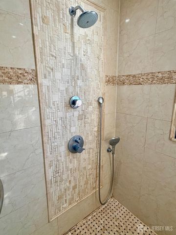 3 Rachel Lane, Monroe, NJ 08831