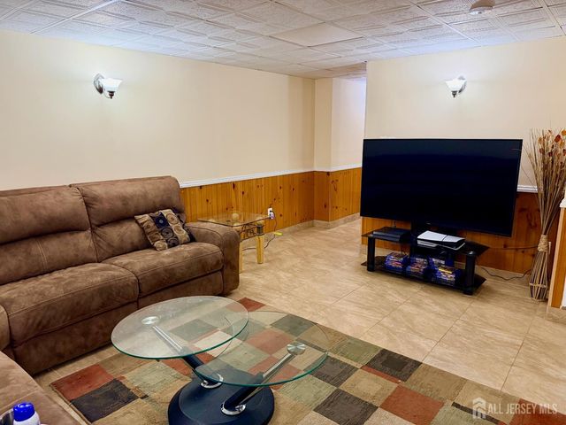 3 Rachel Lane, Monroe, NJ 08831