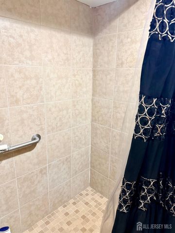 3 Rachel Lane, Monroe, NJ 08831