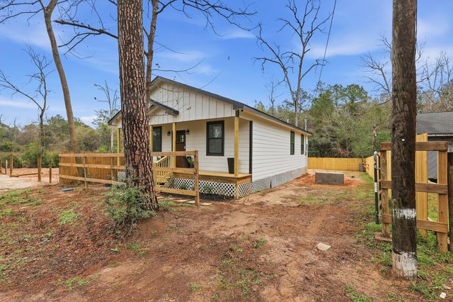 160 Oak Lane, Shepherd, TX 77371