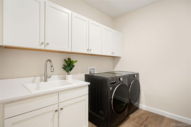 7110 S White Crow Way, Aurora, CO 80016