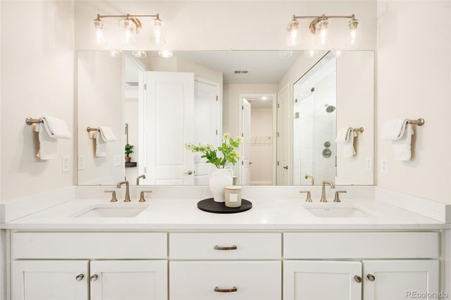 7110 S White Crow Way, Aurora, CO 80016