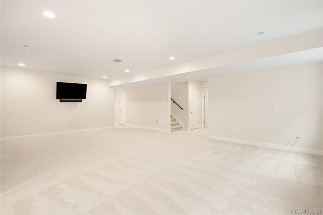 7110 S White Crow Way, Aurora, CO 80016