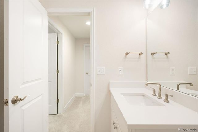 7110 S White Crow Way, Aurora, CO 80016
