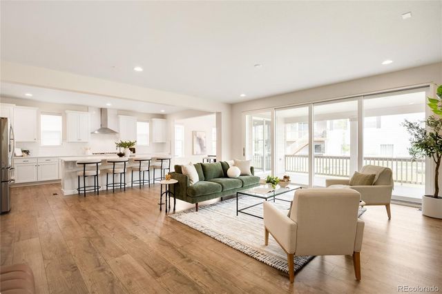 7110 S White Crow Way, Aurora, CO 80016