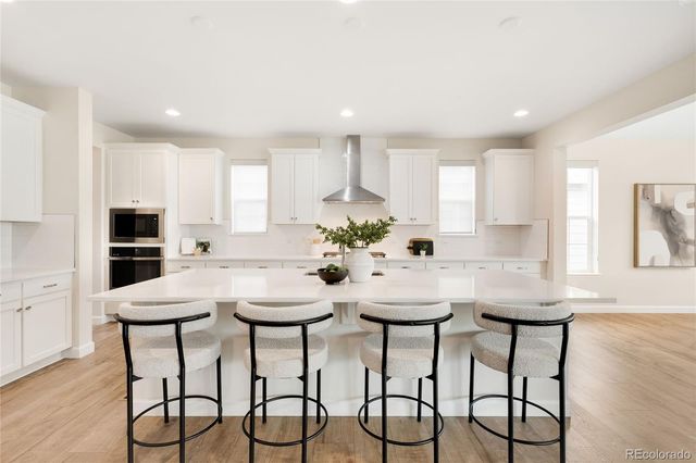 7110 S White Crow Way, Aurora, CO 80016