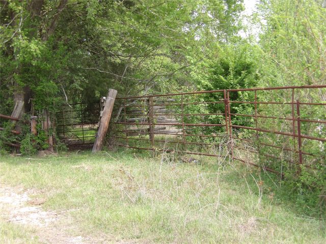 968 Cr 3490, Lovelady, TX 75851