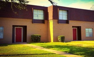 2400 Buffalo Gap Road 212, Abilene, TX 79605