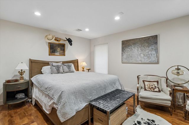 623 Pinehaven Drive, Houston, TX 77024