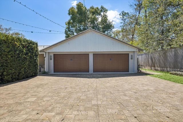 623 Pinehaven Drive, Houston, TX 77024