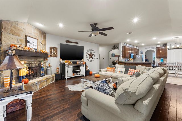 1395 Waters Edge Drive, Rockwall, TX 75087