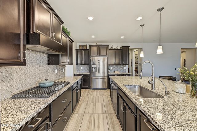 9334 W WHITE FEATHER Lane, Peoria, AZ 85383
