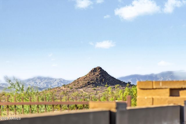 9334 W WHITE FEATHER Lane, Peoria, AZ 85383