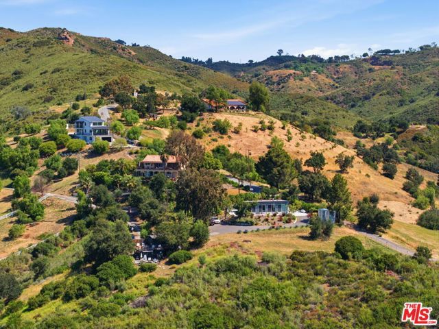 3065 S S Foose Road, Malibu, CA 90265
