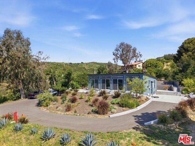 3065 S S Foose Road, Malibu, CA 90265