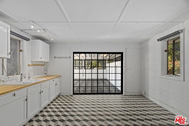 3065 S S Foose Road, Malibu, CA 90265