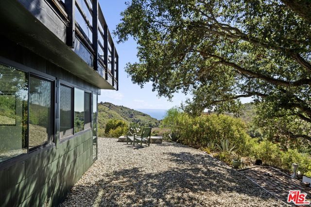 3065 S S Foose Road, Malibu, CA 90265