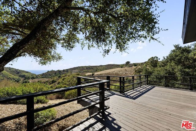 3065 S S Foose Road, Malibu, CA 90265