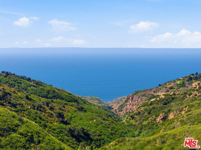 3065 S S Foose Road, Malibu, CA 90265