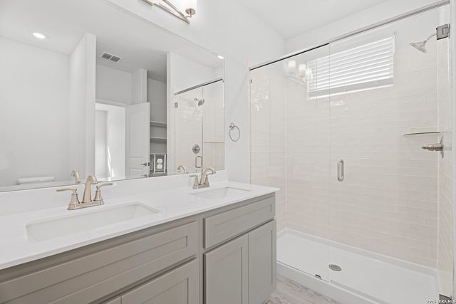 8336 Sunrise Glen, Selma, TX 78154