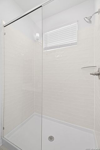 8336 Sunrise Glen, Selma, TX 78154