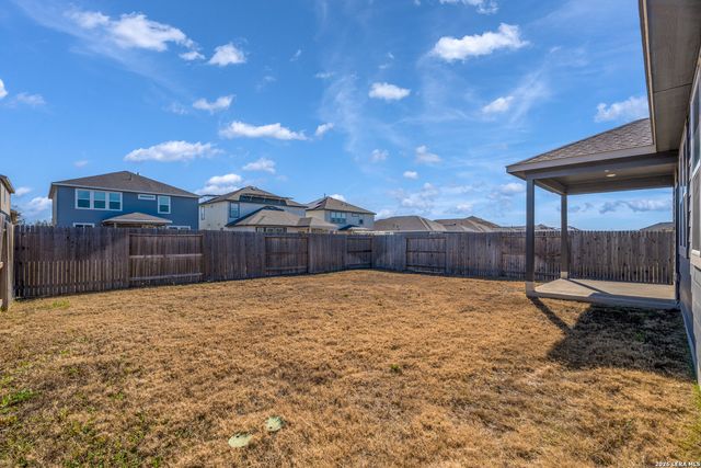 8336 Sunrise Glen, Selma, TX 78154