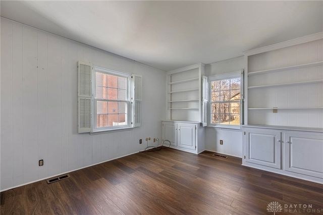 713 Murrell Drive, Kettering, OH 45429