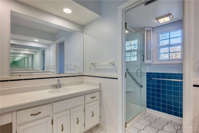 713 Murrell Drive, Kettering, OH 45429