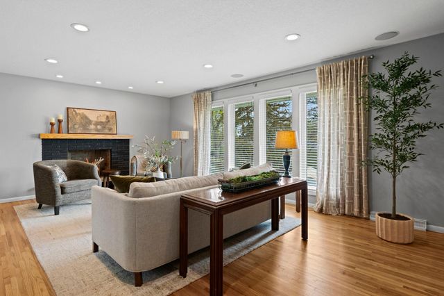 2355 Sumter Avenue S, Saint Louis Park, MN 55426