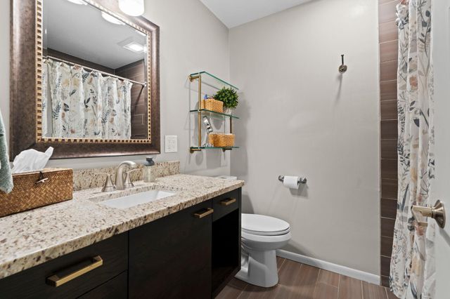 2355 Sumter Avenue S, Saint Louis Park, MN 55426
