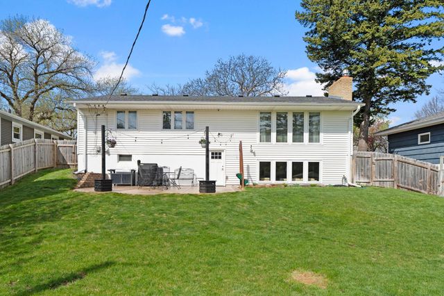 2355 Sumter Avenue S, Saint Louis Park, MN 55426