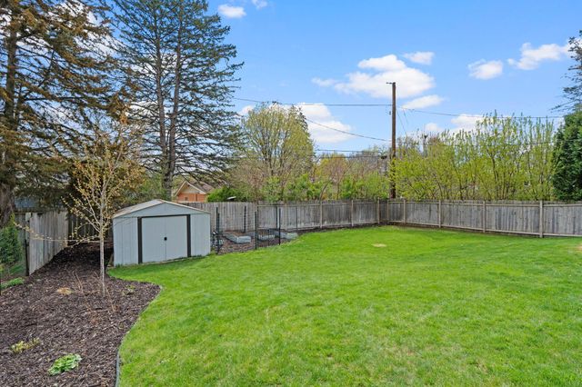 2355 Sumter Avenue S, Saint Louis Park, MN 55426