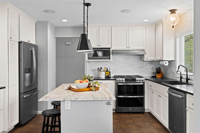 2355 Sumter Avenue S, Saint Louis Park, MN 55426