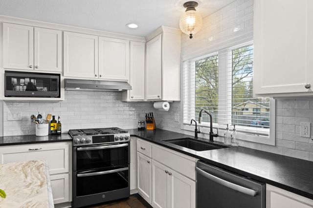 2355 Sumter Avenue S, Saint Louis Park, MN 55426