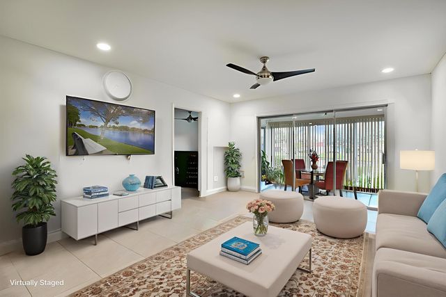 352 Covered Bridge Boulevard A, Greenacres, FL 33467