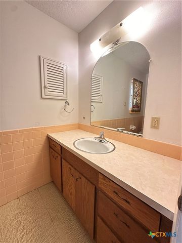 1409 Prospect Street, San Marcos, TX 78666