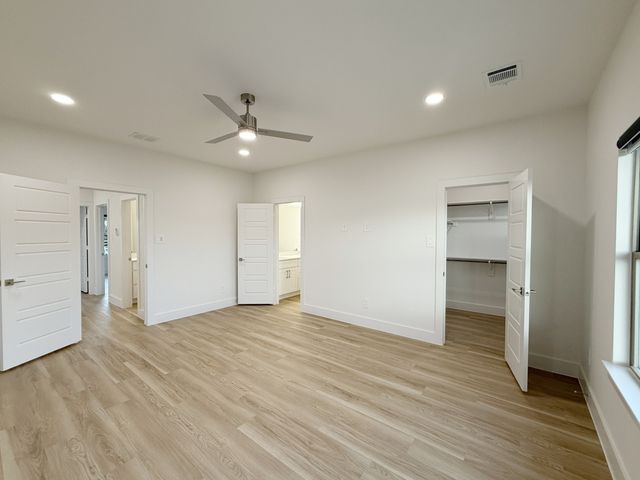 128 Pinkie Holmes Drive, Grand Prairie, TX 75050