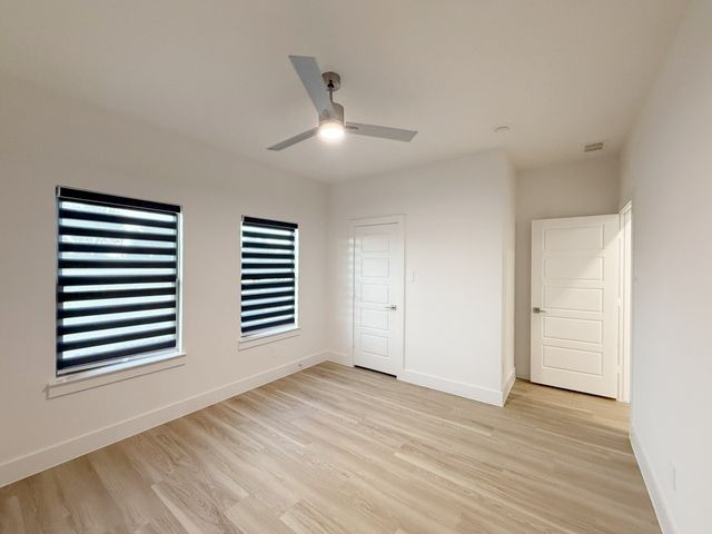 128 Pinkie Holmes Drive, Grand Prairie, TX 75050