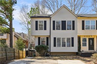 1069 Falling Water SE Drive, Smyrna, GA 30080