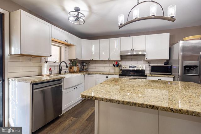 58 IRISH GAP RD, Newville, PA 17241