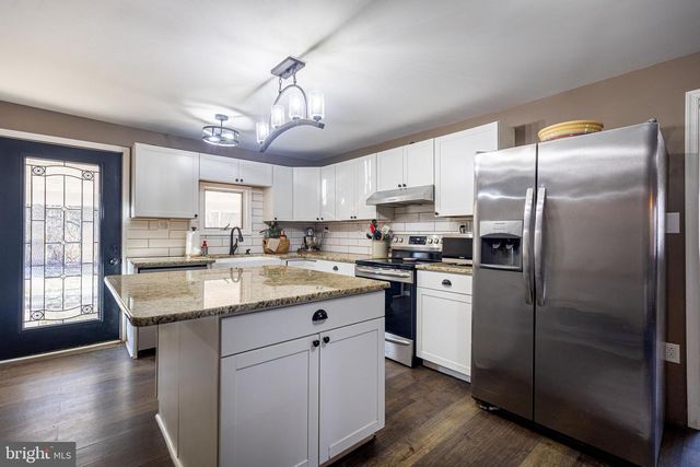 58 IRISH GAP RD, Newville, PA 17241