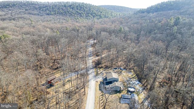 58 IRISH GAP RD, Newville, PA 17241